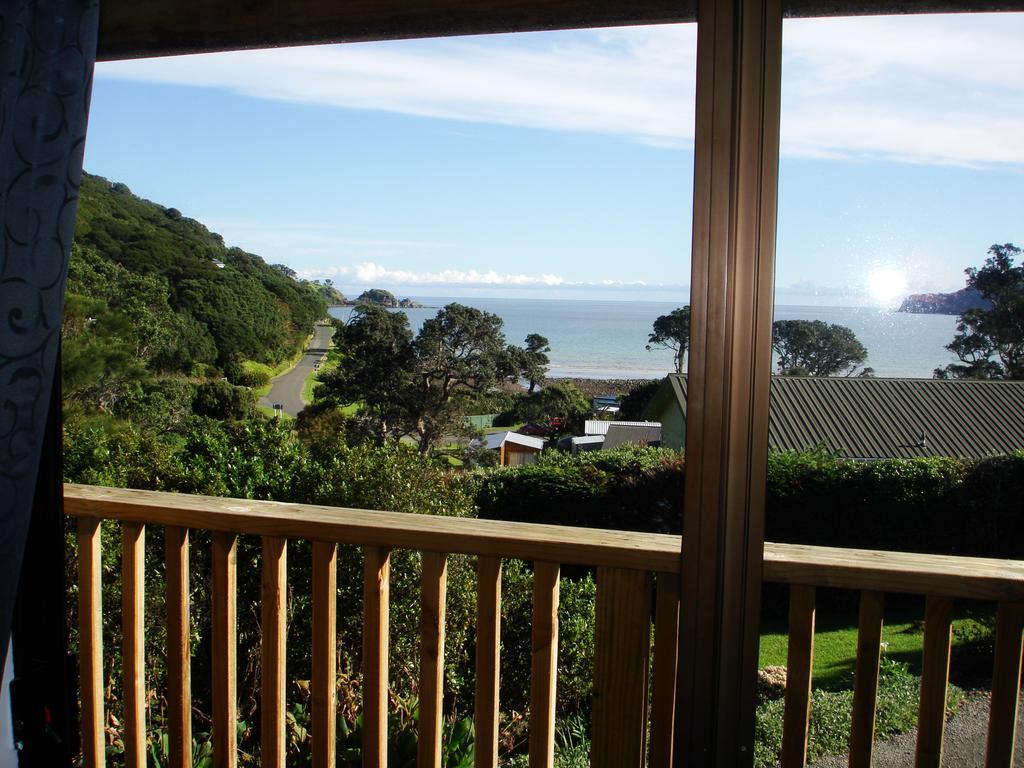Manuka Lodge Tryphena Exterior foto